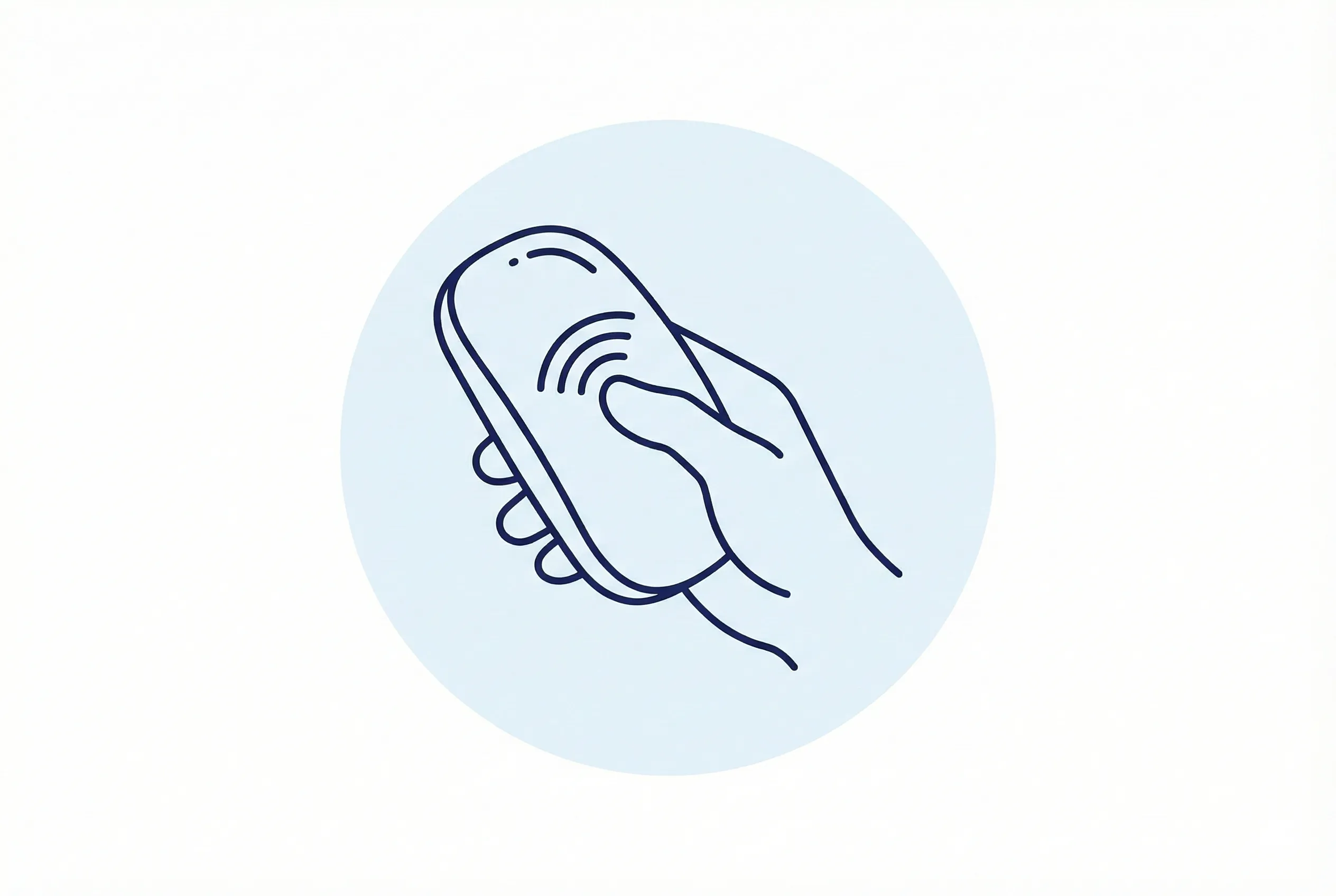 Icono de gorro de graduación sobre un libro abierto con puntos Braille.